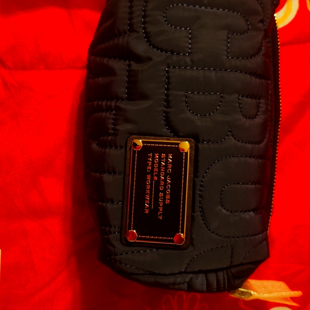 Cosmetic  bag